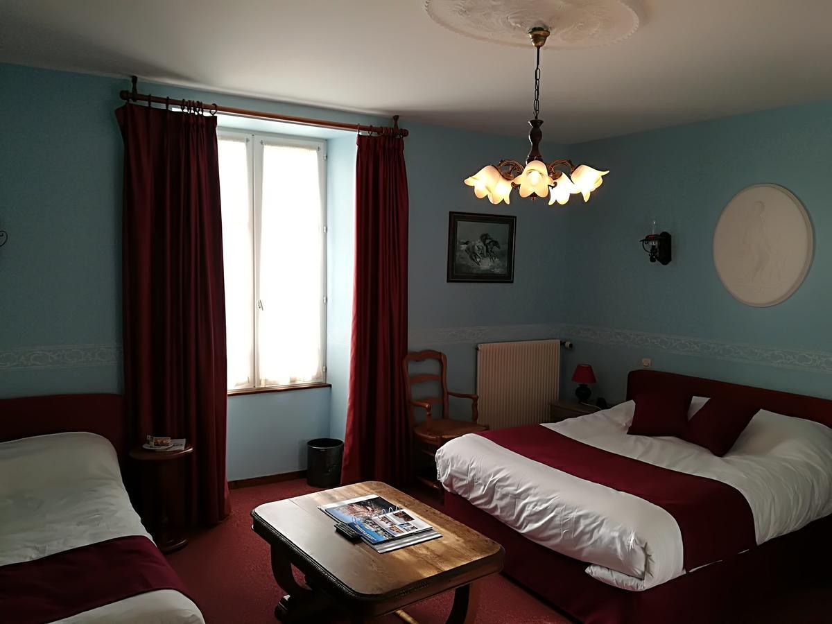 Hostellerie Saint Martin- Logis Hotel Et Restaurant Creully sur Seulles Exterior photo